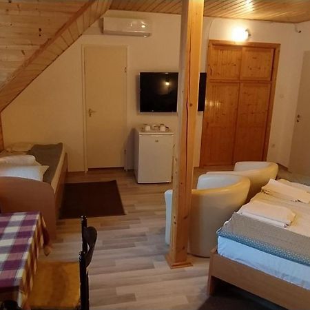 Erika Villa Siófok Exteriör bild