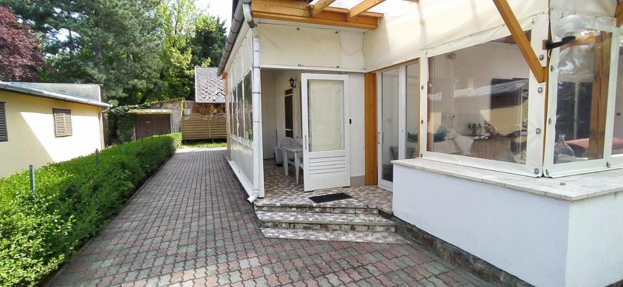 Erika Villa Siófok Exteriör bild