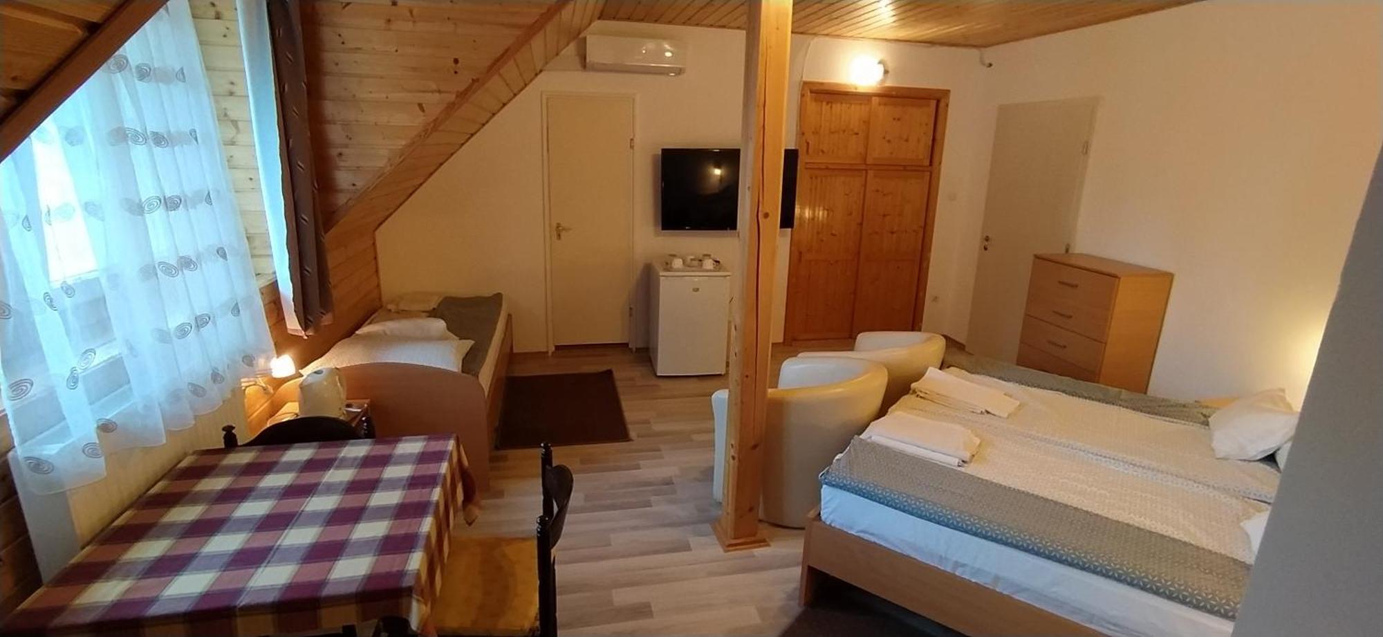 Erika Villa Siófok Exteriör bild