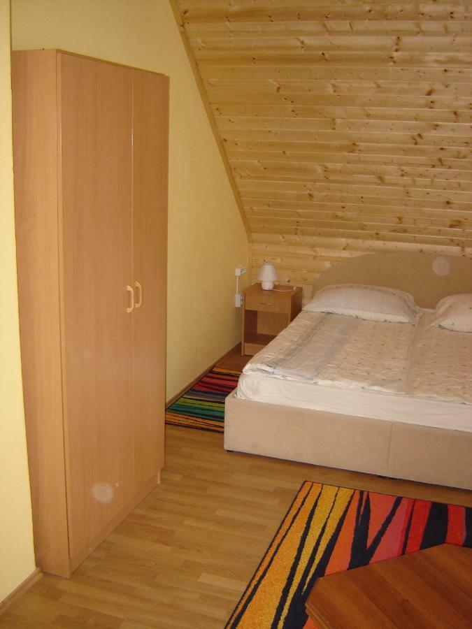 Erika Villa Siófok Exteriör bild